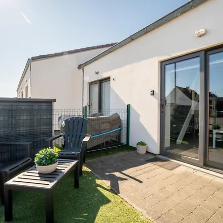 Melrose With Parking By Interhome * Bredene